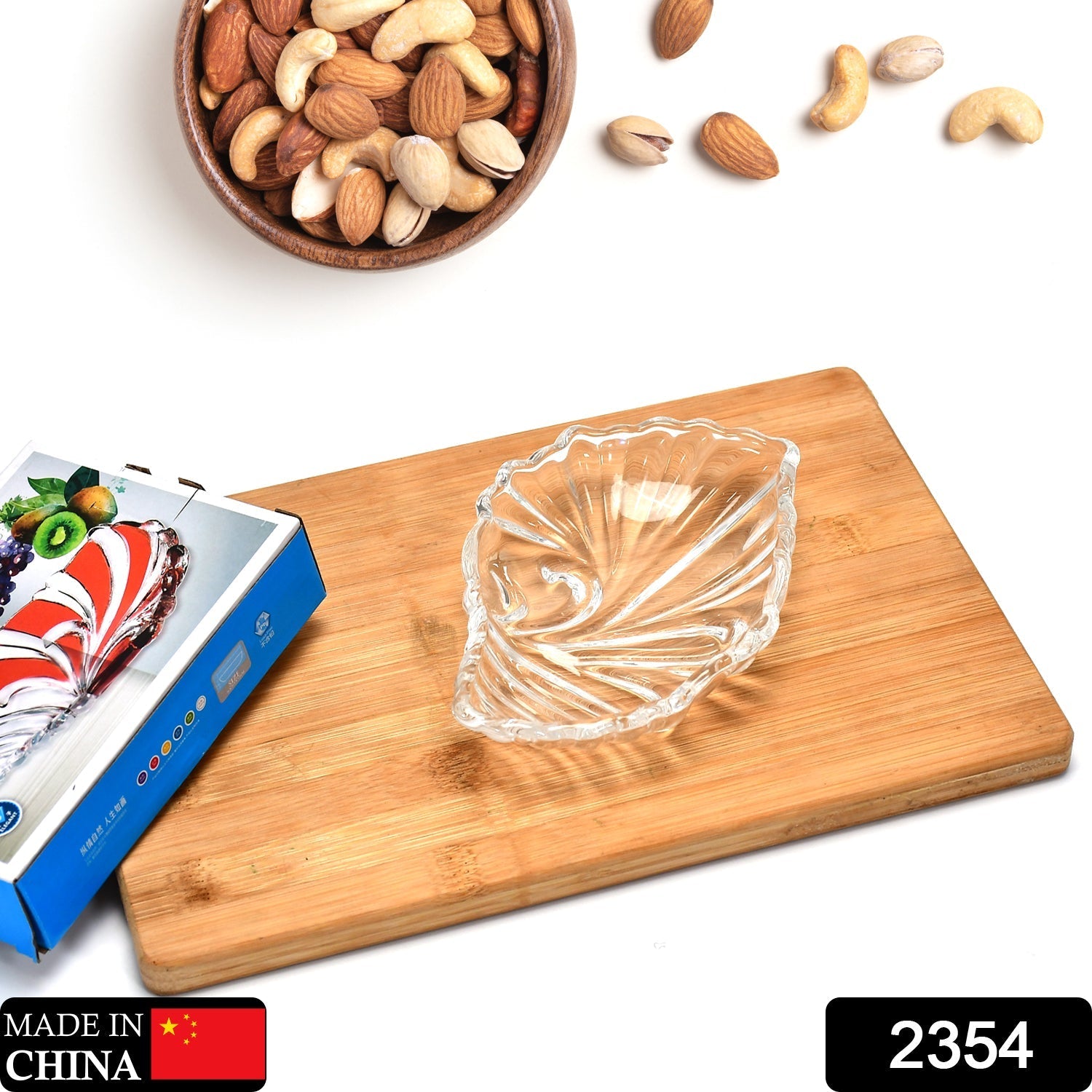 2354 Leaf shaped Glass Serve tray of snacks, Mukhwaas, and ice cream. 