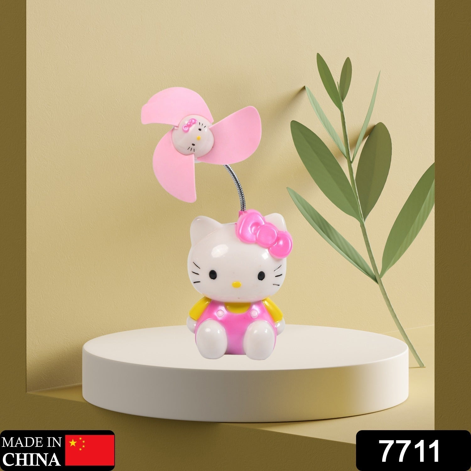 7711 Kitty USB Powered Portable USB Mini Cooling Fan Cooler Portable 